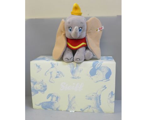 A Steiff limited edition Dumbo, boxed 