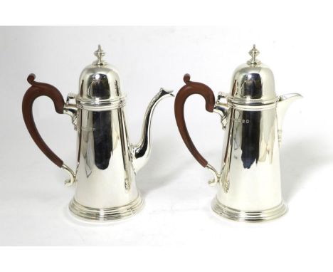 A Matched Pair of Queen Anne Style Silver Cafe Au Lait Pots, Adie Bros, Birmingham 1932, and G.M.&S., Birmingham 1934, plain 