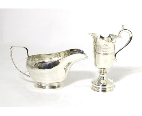 A Limited Edition Commemorative Silver Jug, Prestons Ltd, London 1970, no 462/2000, to commemorate the 350th anniversary of t