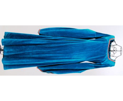 MEDIEVAL: Medieval style teal velvet dress with pink velvet trim to neck and sleeve 


NOTE: From a large private collection 
