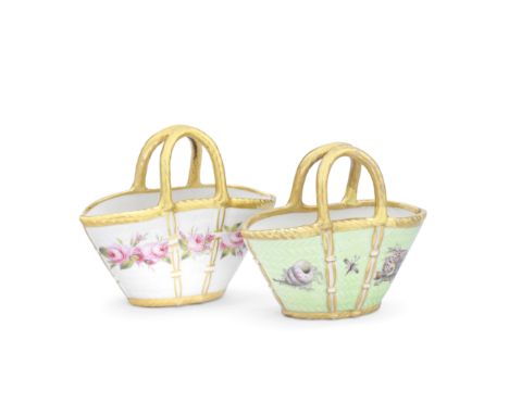 Two Flight, Barr and Barr Worcester miniature baskets, circa 1825Both in the shape of tiny woven baskets, their handles linke