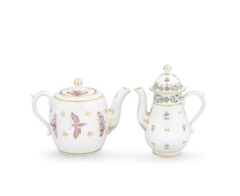A Flight Worcester toy coffee pot and cover and a toy teapot and cover, circa 1790-95The miniature coffee pot of baluster sha