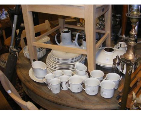 Royal Doulton 'Morning Star' dinner and tea service 