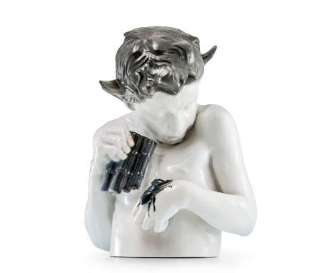 Liebermann, FerdinandSchreck  Rosenthal, Kunstabteilung Selb, um 1914 Faun mit Syrinx, erschreckt auf einen Hirschkäfer blick
