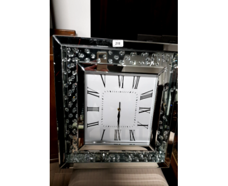 CRYSTAL CLOCK
