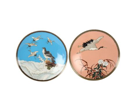 2 Japanese cloisonne enamel plates, decorated with an eagle and cranes, early 20th century, diameter 30cm 