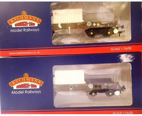 Two Bachmann Nuclear Flask wagons 38 345 and 38 347 in excellent condition, boxed. P&amp;P Group 1 (£14+VAT for the first lot