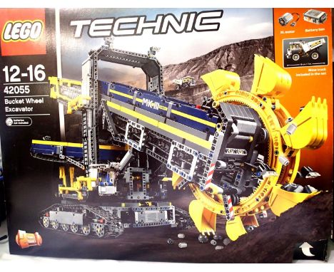 Lego 42055 Technic Bucket Wheel Excavator. P&amp;P Group 3 (£25+VAT for the first lot and £5+VAT for subsequent lots) 