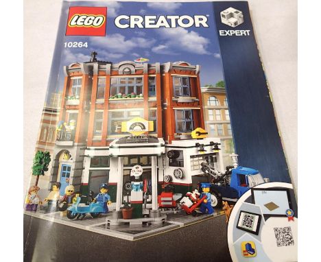 Lego 10264 Creator Expert Garage Petrol Station, unboxed. P&amp;P Group 2 (£18+VAT for the first lot and £3+VAT for subsequen