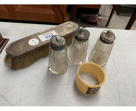 A HALLMARKED SILVER BRUSH, NAPKIN RING AND CONDIMENT SHAKERS 