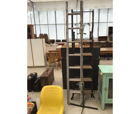 A RETRO CHROME COAT STAND (A/F - ONE HOOK MISSING), A METAL STEP LADDER WITH FIVE WOODEN STEPS AND A FOURTEEN RUNG TWO SECTIO