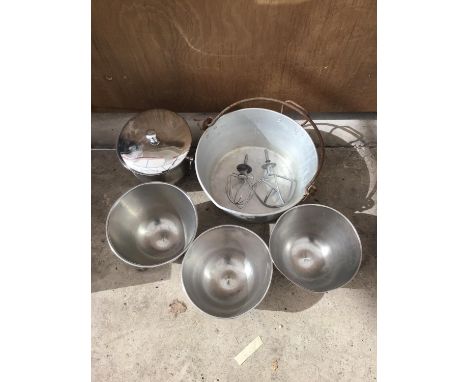 A LOT TO CONTAIN STAINLESS STEEL BOWLS A GALV JAM PAN, K WHISK AND BEATER ETC 