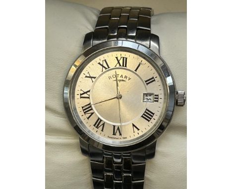Rotary gents wristwatch with date app at 3 o clock with box & papers 