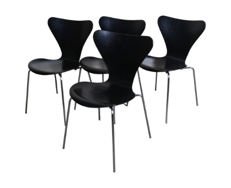 Arne Jacobsen for Fritz Hansen, a set of 4 original 3107 bent ply dining chairs with maker’s marks, dated 1969, height    (op