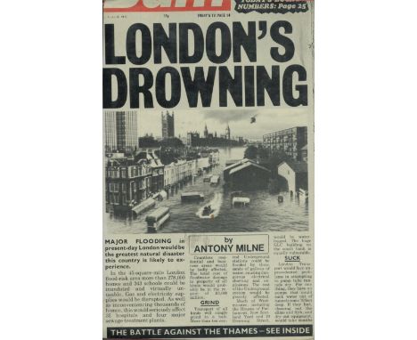 London's Drowning by Antony Milne 1982 First Edition Hardback Book with 143 pages published by Thames Methuen Ltd some ageing