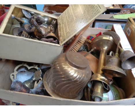 Box of Vintage Brassware inc. Bells etc.             