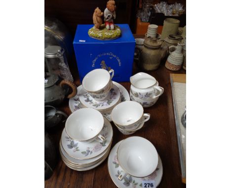 Royal Worcester June Garland pattern teaset              