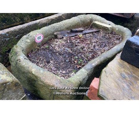 A STONE TROUGH, 136CM (L) X 72CM (W) X 44CM (D)