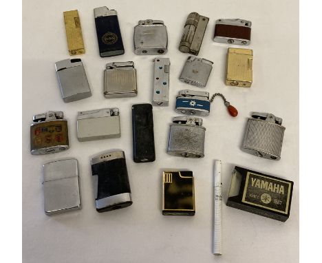 A collection of 21 assorted vintage lighters to include: Zippo, Calibri, Ronson and Sunflower.  