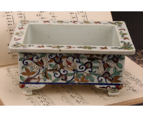 A Japanese porcelain rectangular bonsai trough, decorated in polychrome and gilt, 24cm wide, Meiji period 