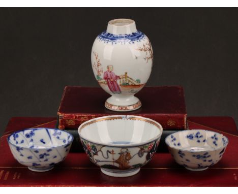 An 18th century Chinese ovoid pedestal tea caddy, painted in polychrome with figures and a dog in courtyard scene, 10.5cm hig