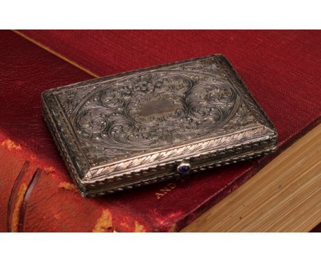 A Continental silver rectangular snuff box, chased and engraved with flowers and scrolling leaves, 7.5cm wide, marked 800, c.