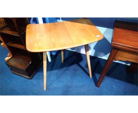 An Ercol table extension