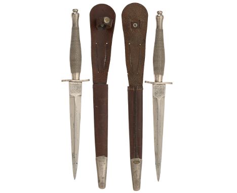 WW2 1st pattern Fairbairn-Sykes Commando fighting knife. A very good and rare example. The hilt with nickel grip of chequered