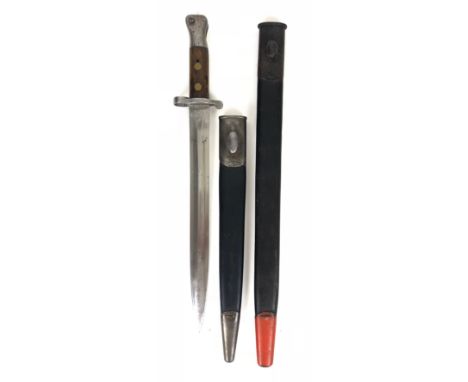 Victorian Boer War M1888 Lee Metford Bayonet A good example the double edged blade with crowned â€œVRâ€ and issue date â€œ2/9