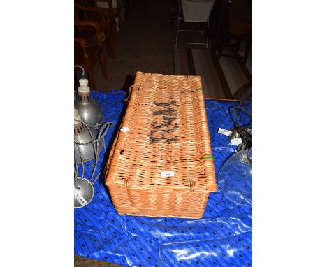 FORTNUM &amp; MASONS PICNIC HAMPER