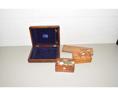 MIXED LOT COMPRISING TWO CRIBBAGE BOXES, CRIBBAGE BOARD AND A SMALL CUTLERY CASE (4)