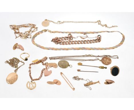 Group of gold and yellow metal jewellery - to include a three-colour gold necklace, gold cufflinks, chains and rings CONDITIO