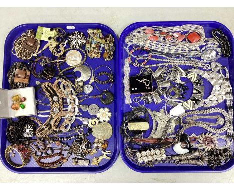 An Assortment of Costume Jewellery, to include statement beaded necklaces, diamanté set collarette necklace, hinged bangle, s