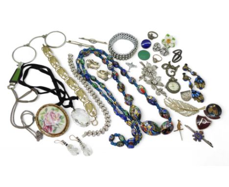 Collection of vintage jewellery, including a silver Viking ring, millefiori beads, Trifari pea pod earrings, a pair of deco l