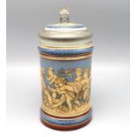 Jugendstil Bierkrug, Villeroy & Boch, Mettlach, 1901, Steinzeug mit geritztem Dekor von musizierend