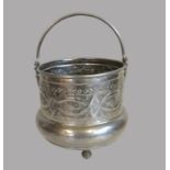 Henkelgefäß, Orient, Kupfer getrieben und versilbert, h 22 cm, d 25 cm.