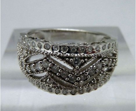 A 9ct white gold and diamond ring, weight 4.8g, size N