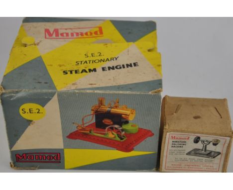 A Mamod S.E.2 Stationary Steam Engine in original box, together with a Mamod miniature polishing machine