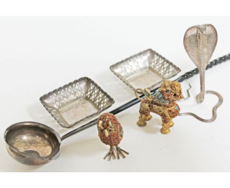 A mixed lot comprising an 18th Century hallmarked silver toddy ladle, a pair of hallmarked silver dishes, a white metal cobra