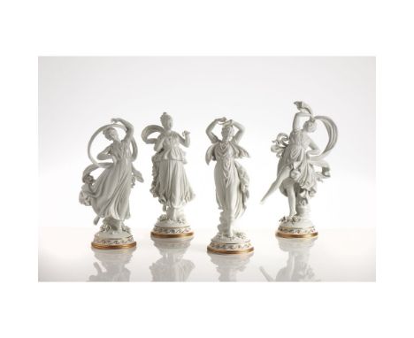 A group of 4 sculpturesItalyMaker CAPODIMONTE, in white porcelain of gilt highlights, with classical dancers decoration on fl