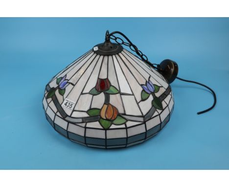 Tiffany style lamp shade