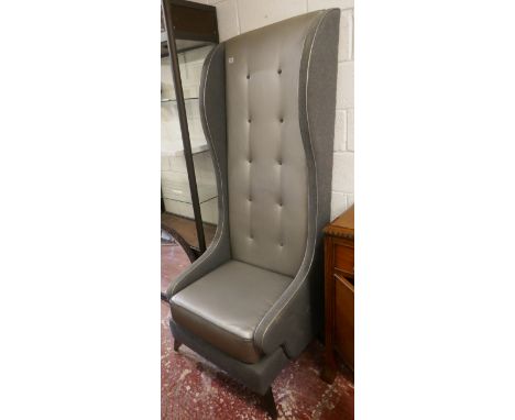 Unusual very tall button back armchair - Approx H: 185cm