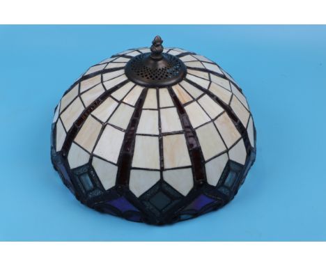 Tiffany style lamp shade