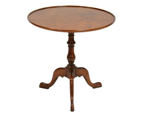 Georgian style walnut and burr walnut tripod table, circular tilt top, turned column, splayed legs, diameter 68.5cm, height 6