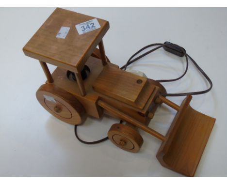 WOODEN LAMP IN THE FORM OF A DIGGER