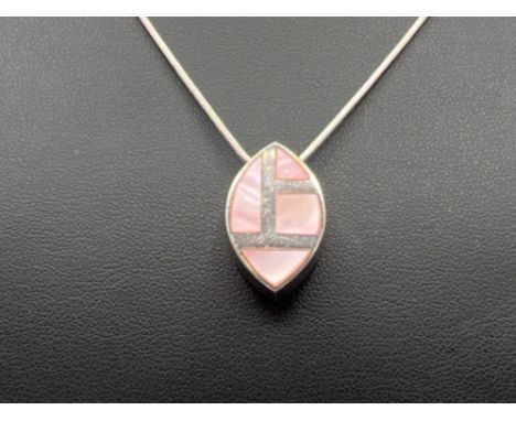 Silver 925 pink enamel pendant chain