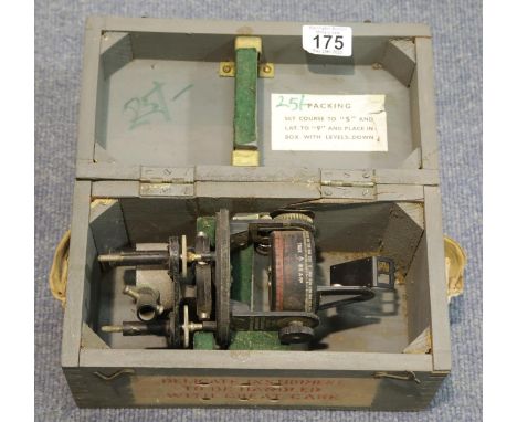 WWII style Air Ministry Astro compass mkII, boxed. P&amp;P Group 3 (£25+VAT for the first lot and £5+VAT for subsequent lots)