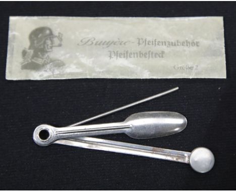 WWII German style unused pipe cleaner in packet, L: 9 cm. P&amp;P Group 1 (£14+VAT for the first lot and £1+VAT for subsequen