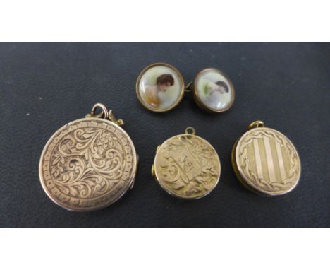 Two shirt button studs and three lockets
