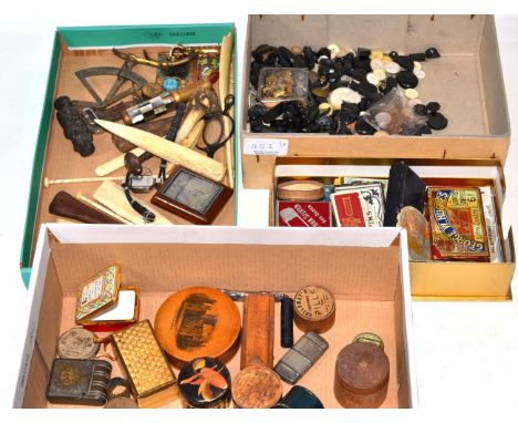 A group of collectables including a Halcyon Days acorn form trinket box, mauchline ware, pill boxes, jet, mother of pearl and